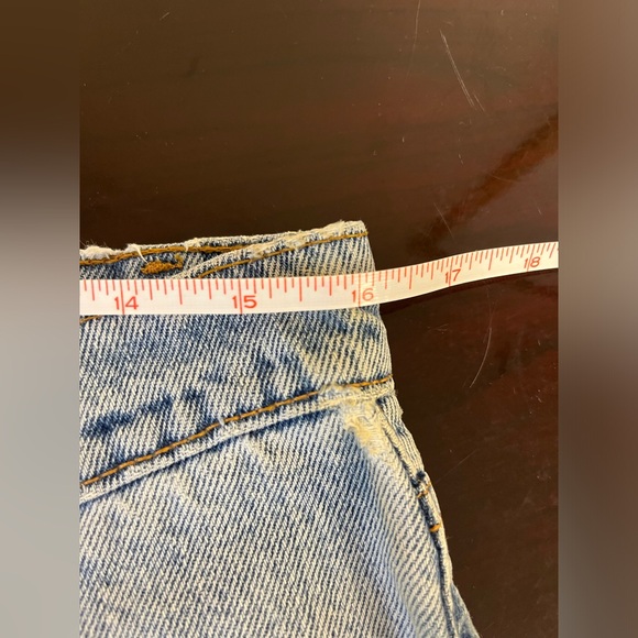 Levis 550 Relaxed Fit Jeans Mens 34x32 Blue Denim Distressed - Picture 8 of 9